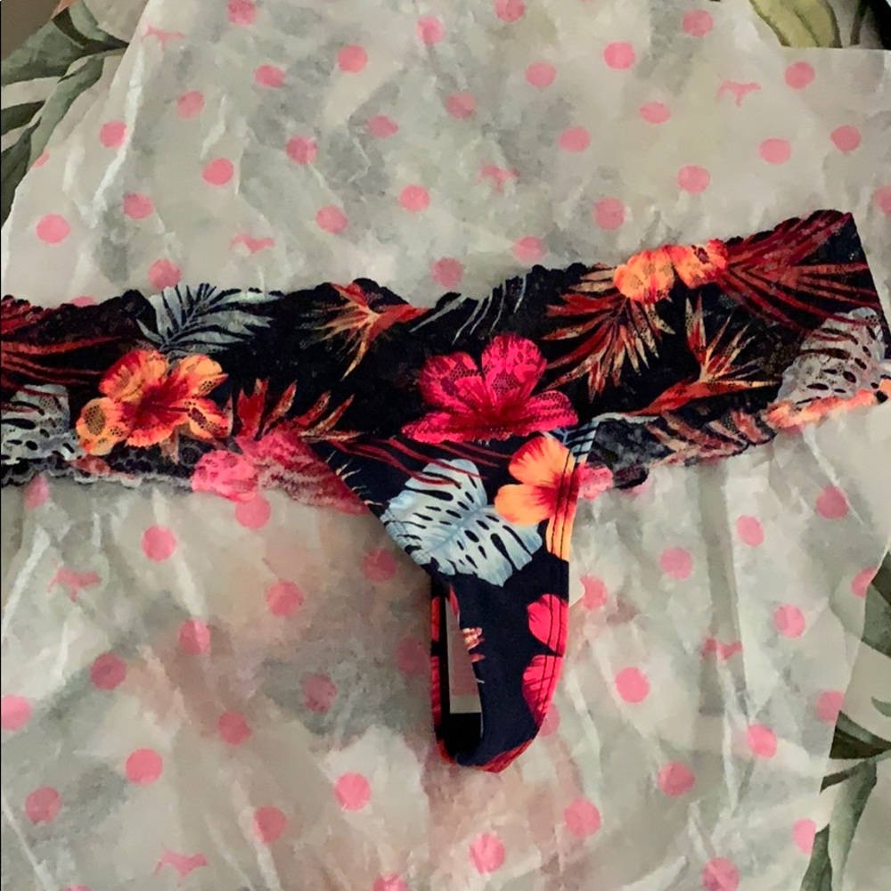 NWT! Pink thong panty! Tropical 🌴 print!!